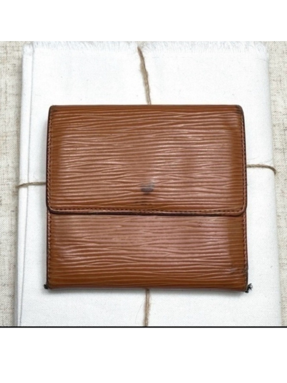 AUTHENTIC Louis Vuitton Marco Wallet. Color: Brown